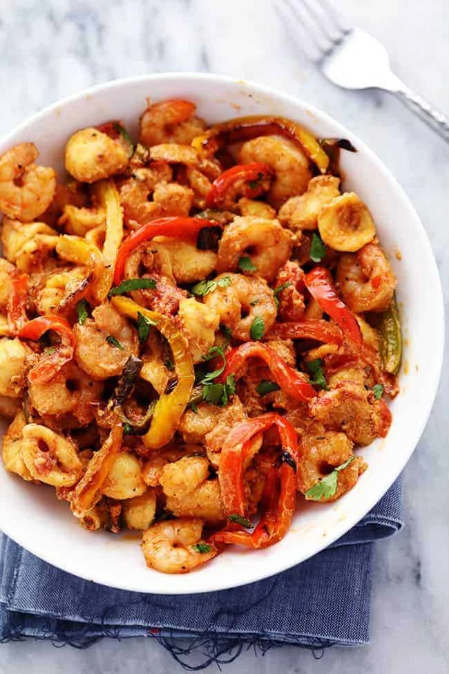 Creamy Shrimp Fajita Pasta Skillet