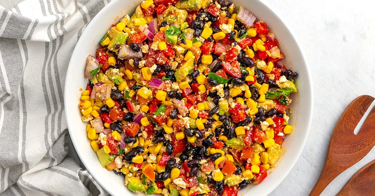 Mexican Salad With Black Beans, Corn & Avocado